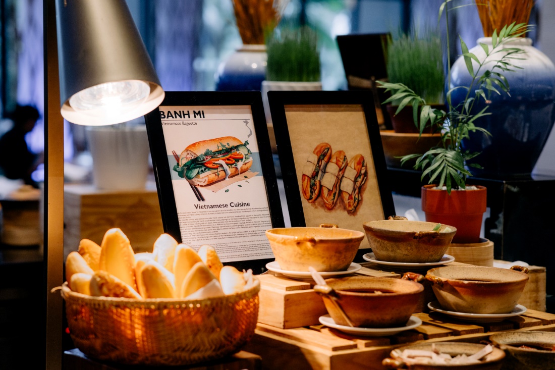 Bánh mì Sài Gòn: Từ món ăn đường phố đến “điểm chạm” du lịch toàn cầu - 5