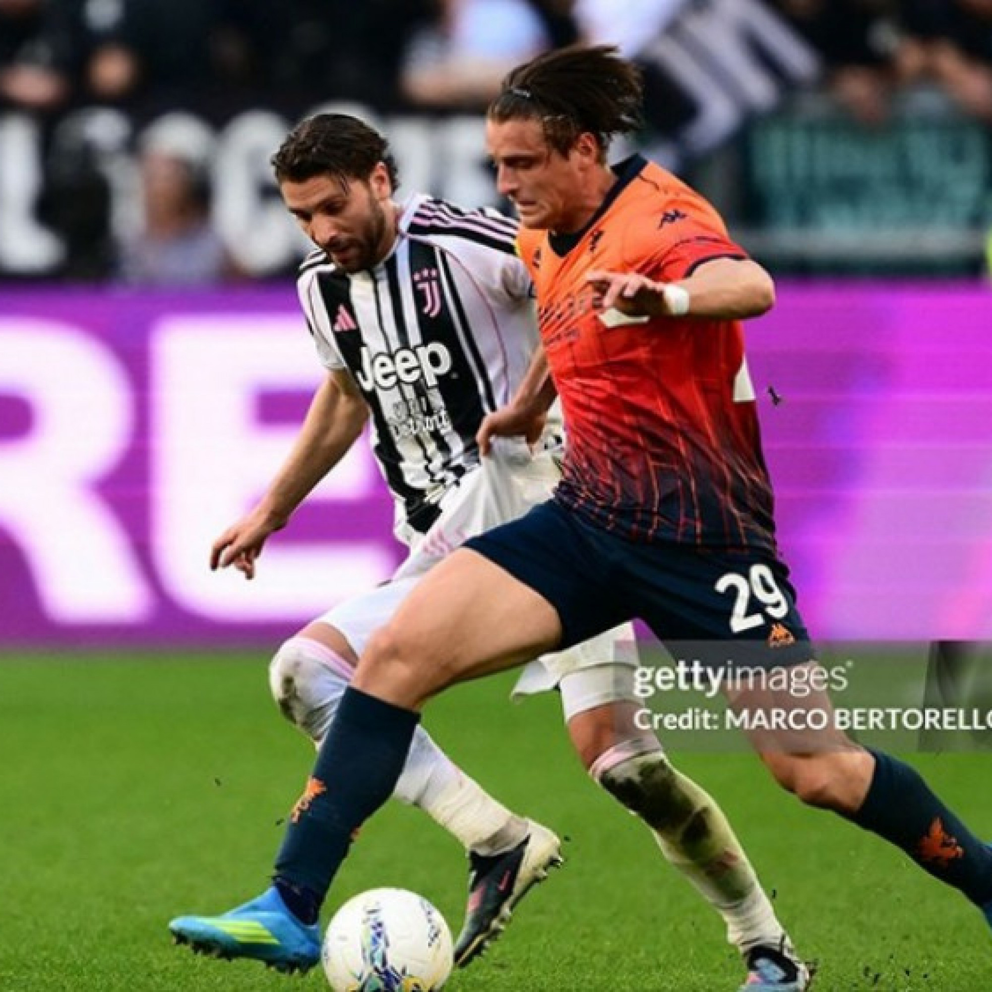  - Kết quả bóng đá Juventus - Genoa: "Kẻ đóng thế" hóa người hùng, áp sát top 4 (Serie A)