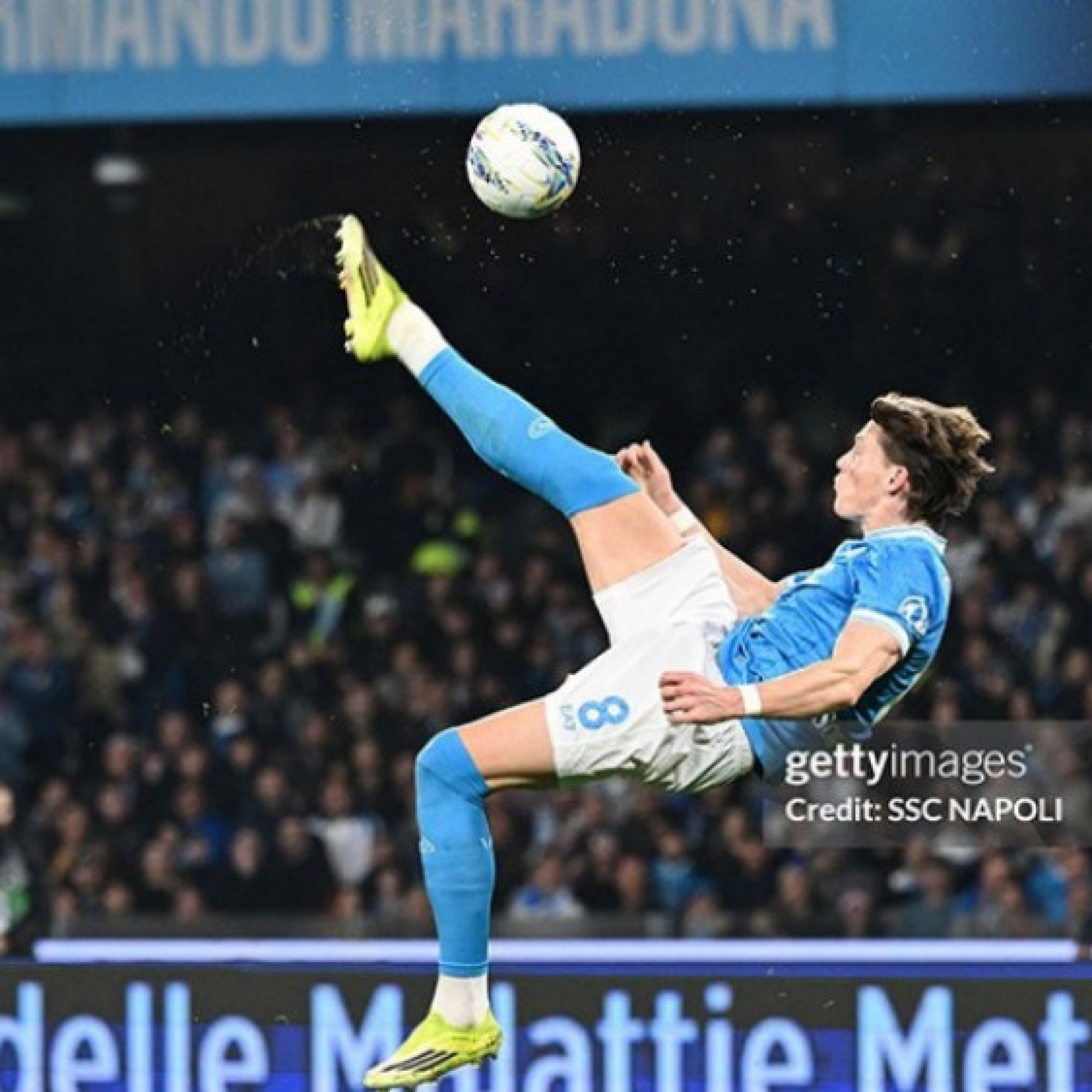  - Kết quả bóng đá Napoli - AC Milan: McTominay hụt siêu phẩm, thắp hy vọng đua vô địch (Serie A)