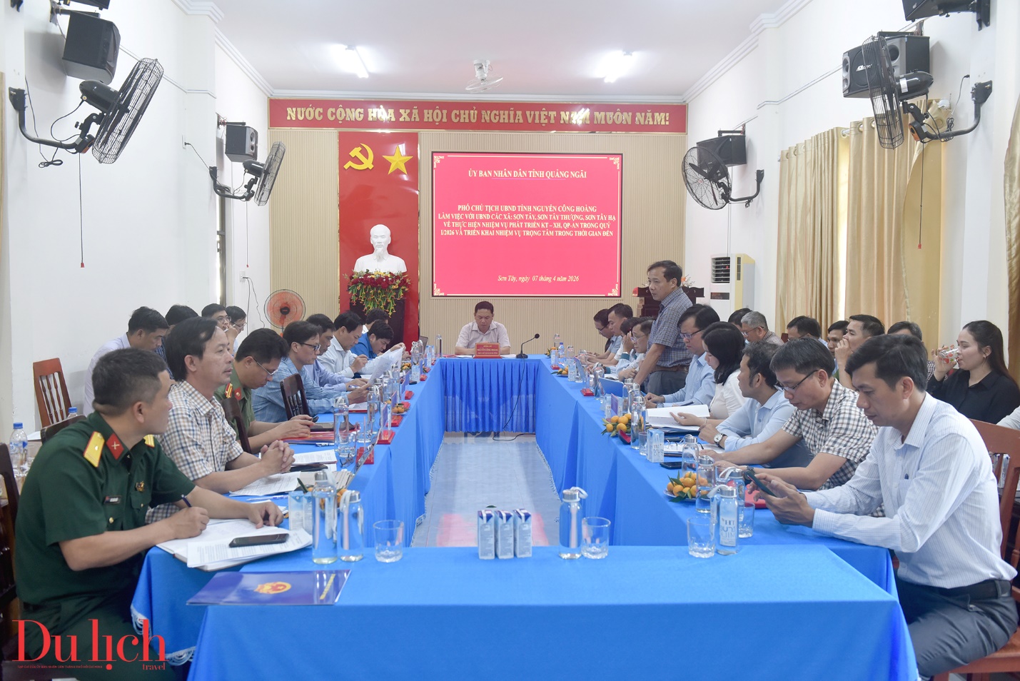 khong ngung tim cai moi giup nguoi dan vung cao quang ngai xoa ngheo - 1