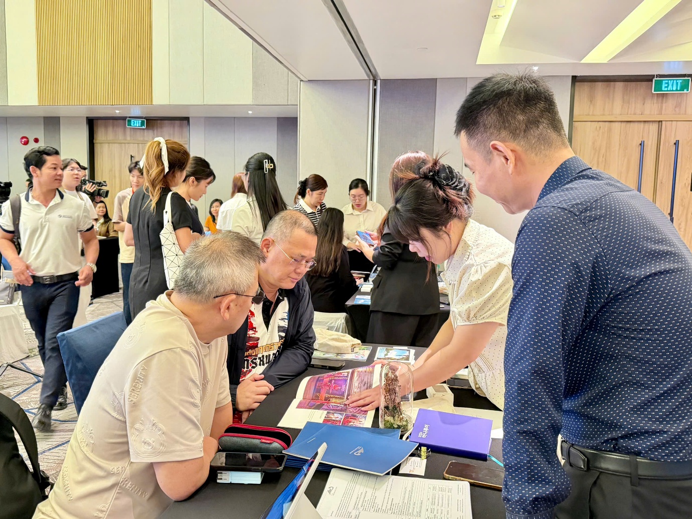 Đoàn famtrip quốc tế khảo sát, kết nối du lịch Quảng Ninh - 2