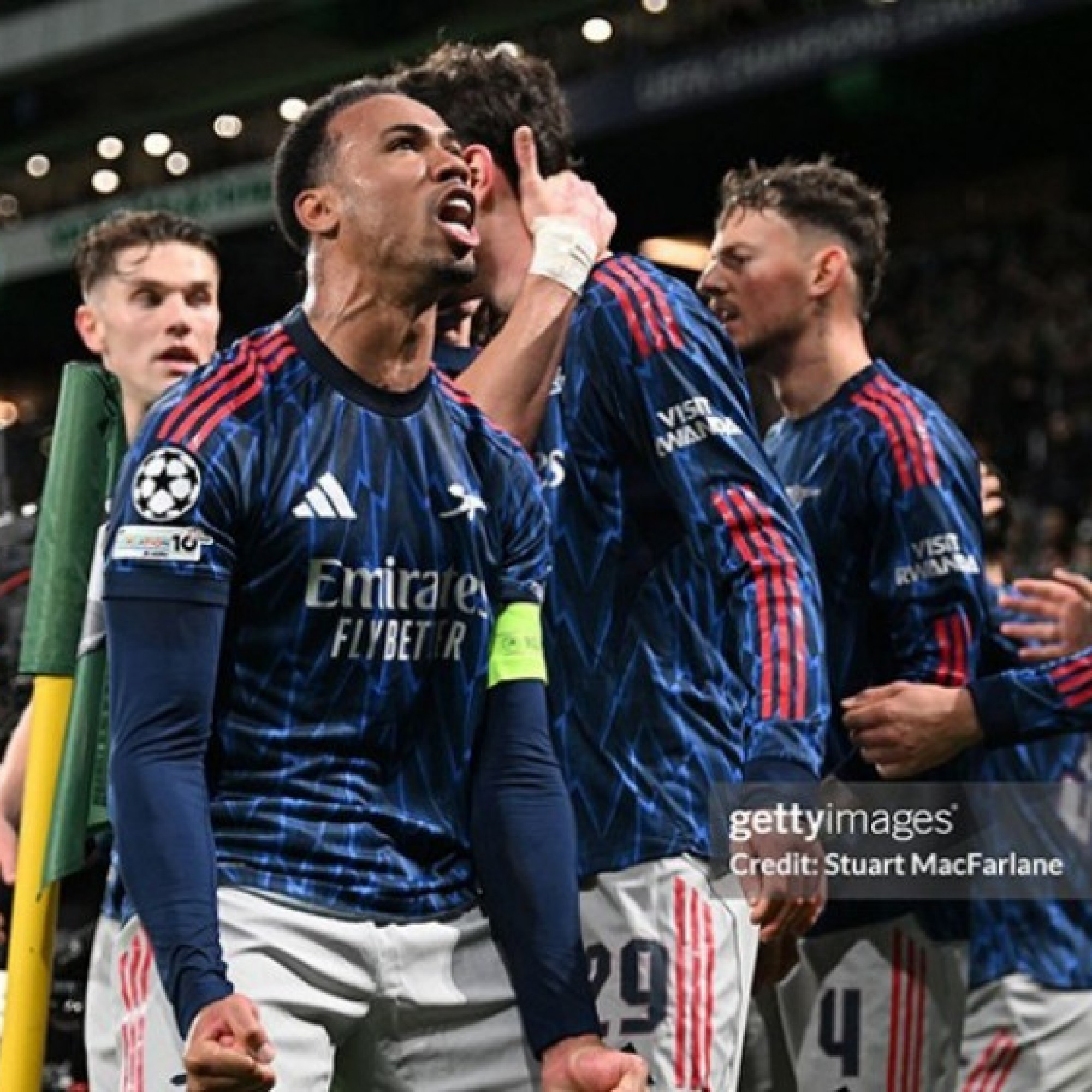  - Ngoại hạng Anh chính thức có 5 suất dự Cúp C1: MU - Liverpool hưởng lợi