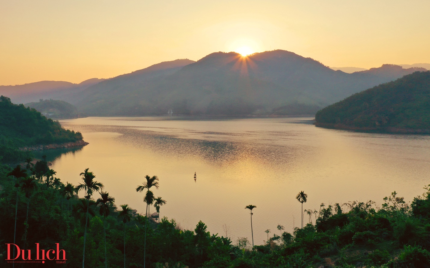 bua sang yeu thuong tiep suc den truong hoc tro ngheo vung cao - 1