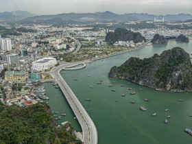  - Quảng Ninh lấy ý kiến thành lập thành phố trực thuộc Trung ương