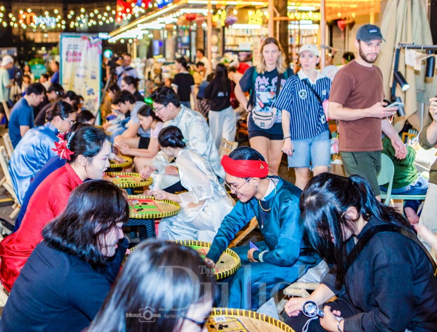 Đẩy mạnh chuyển đổi số, nâng tầm văn hóa đọc toàn diện - 6