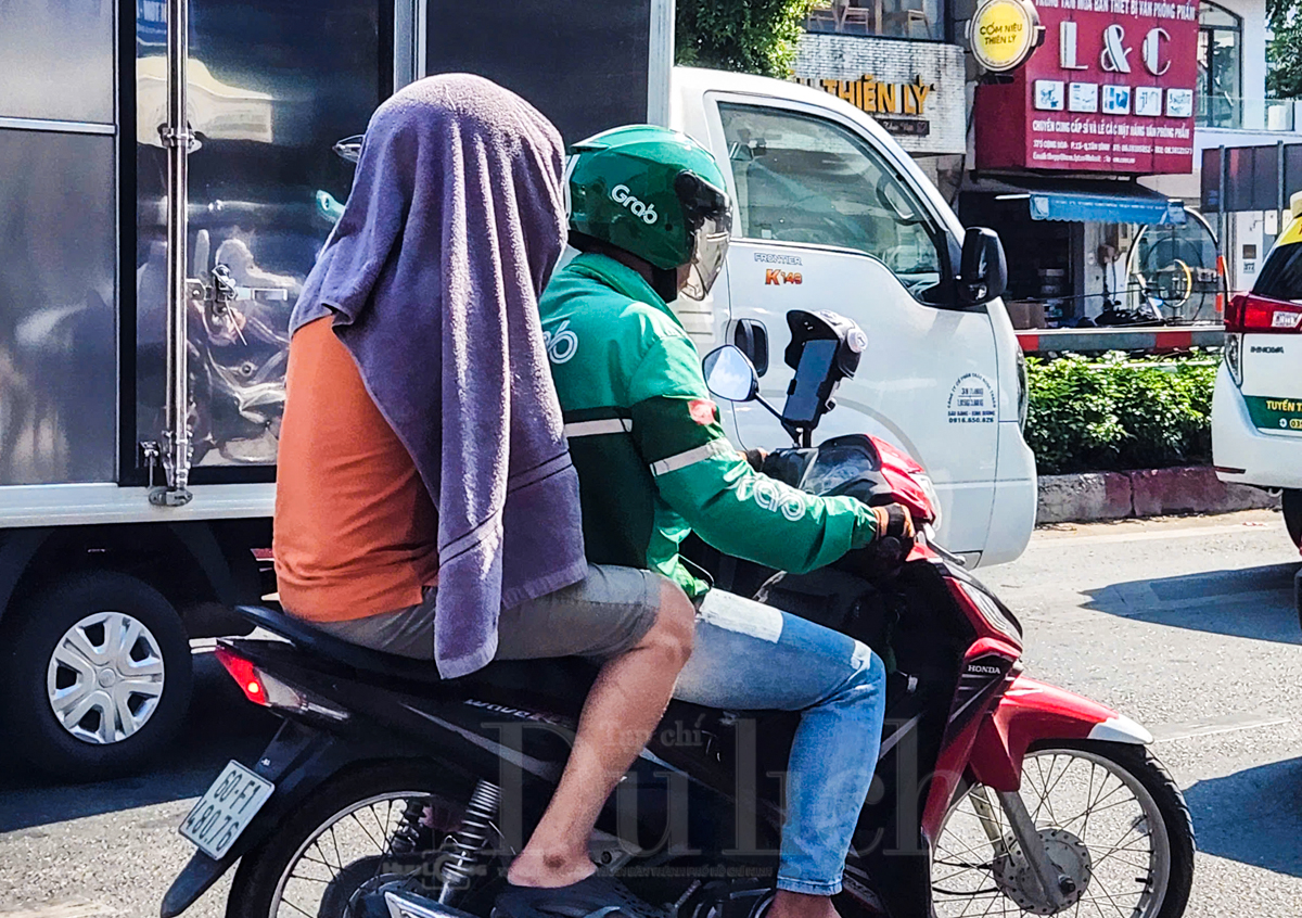Nắng nóng đợt này thực sự 'đáng sợ', chạy xe mà đầu óc choáng váng, hoa hết cả mắt - 3