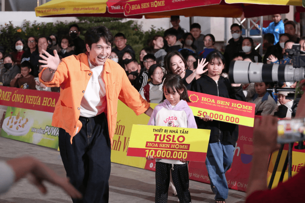 Chương trình “Mái ấm gia đình Việt” trở lại ghi hình tại Thành phố Hồ Chí Minh sau hơn 2 năm - 3