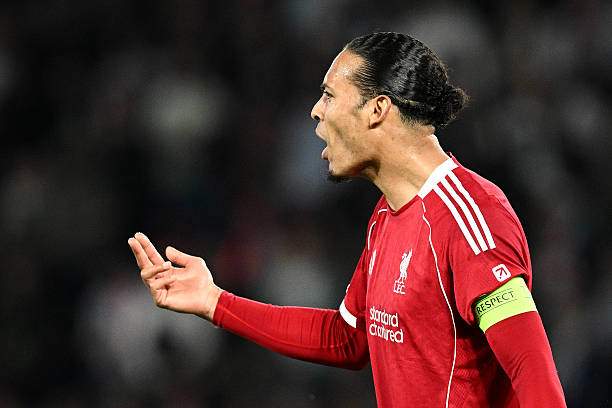 PSG thắng thuyết phục Liverpool: Enrique vẫn cảm thấy "xấu hổ", Slot giải thích việc không tung Salah - 2