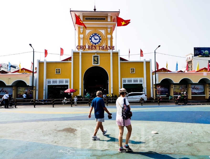 Nắng nóng đợt này thực sự 'đáng sợ', chạy xe mà đầu óc choáng váng, hoa hết cả mắt - 2