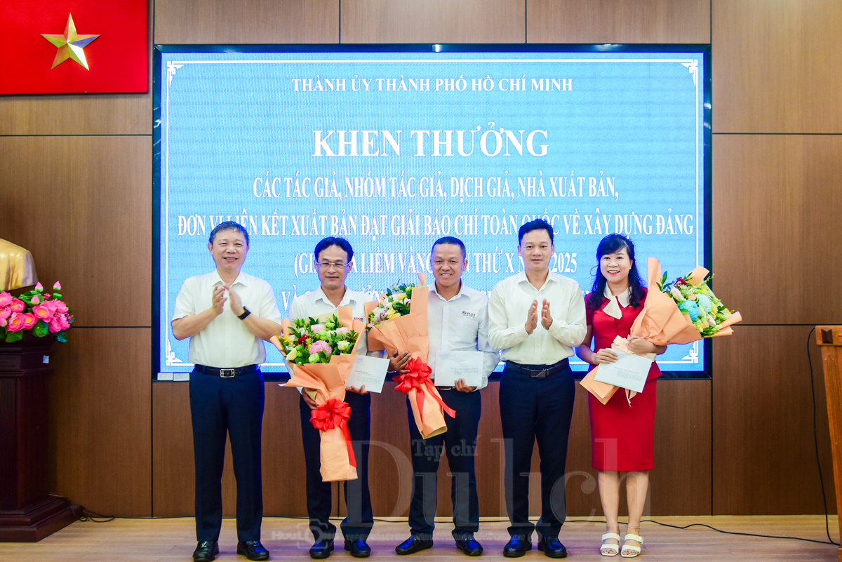 Má ơi, con đây! - 4