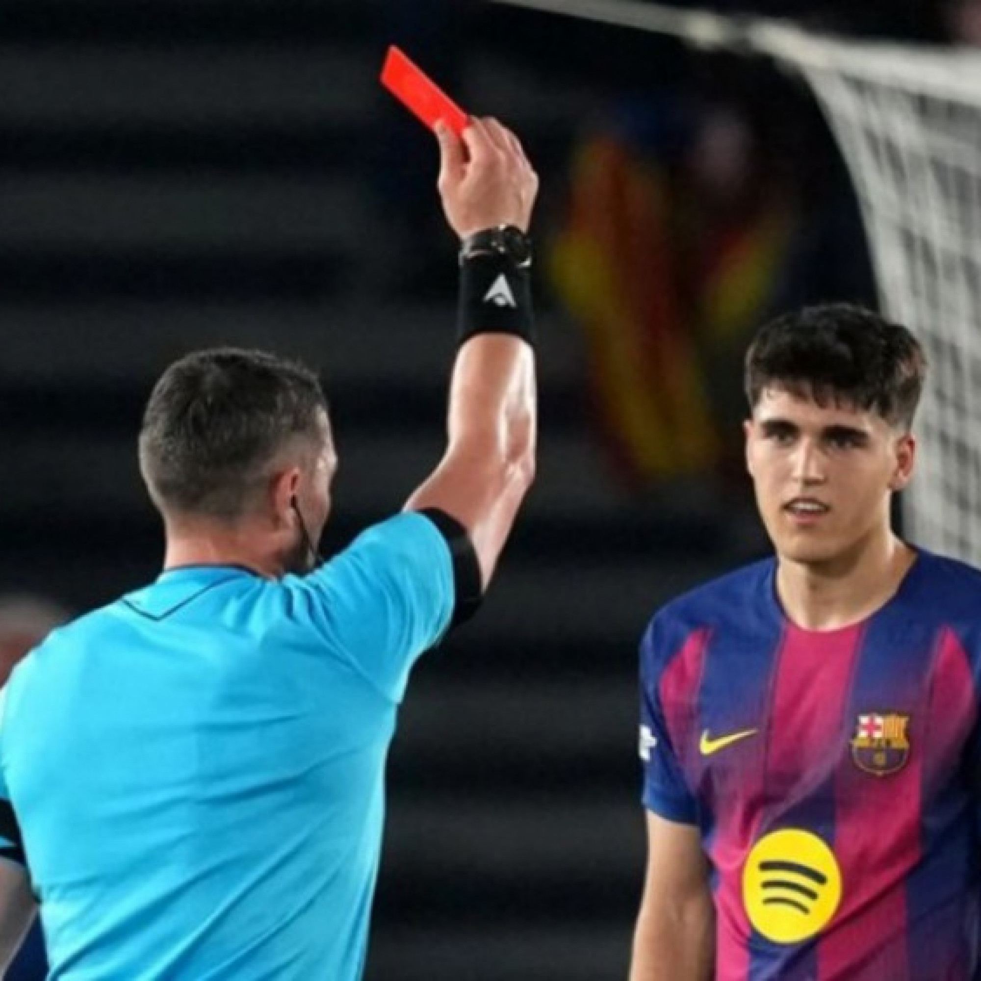  - NÓNG: Barcelona khiếu nại vụ bị từ chối 11m ở trận thua Atletico, chỉ trích VAR