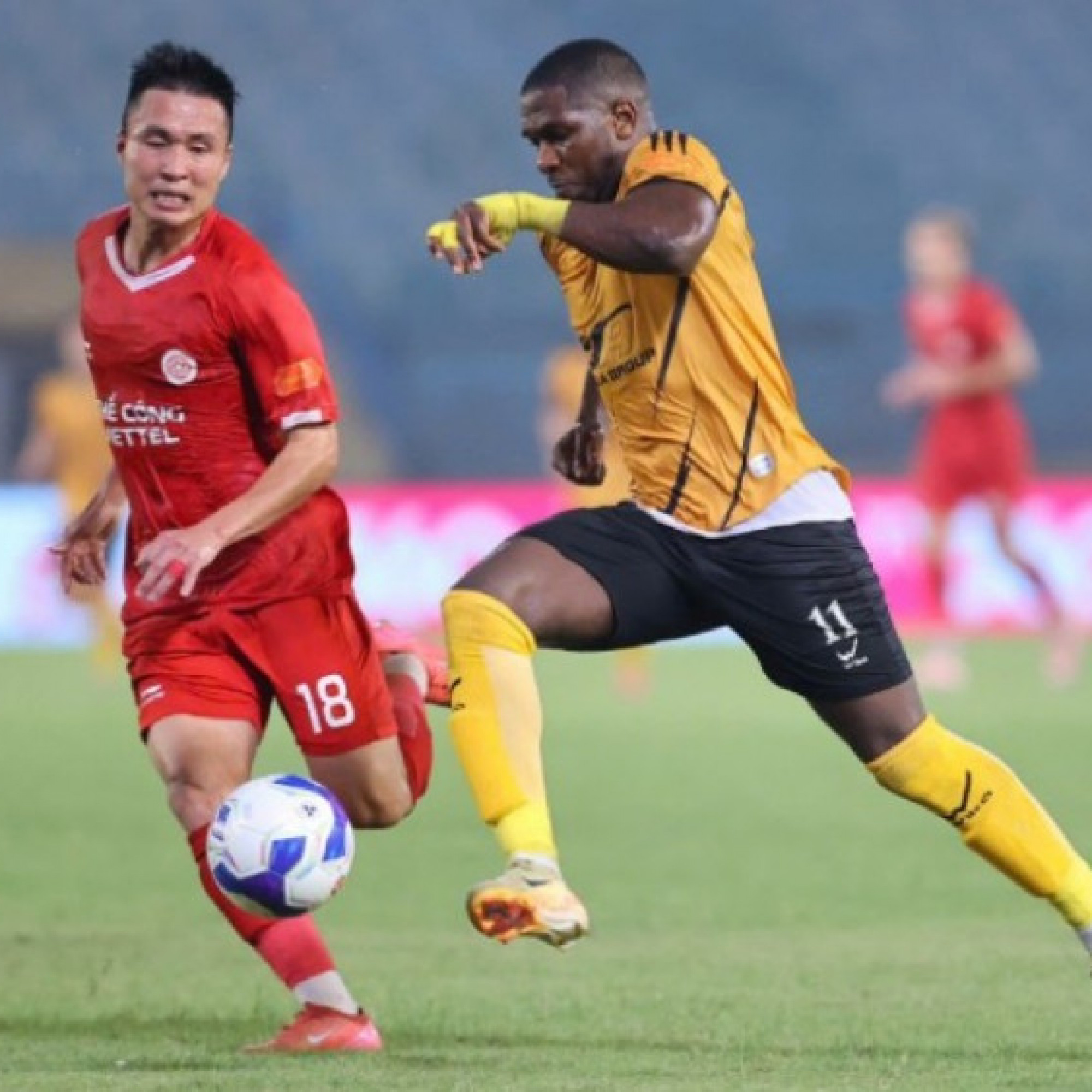  - Video bóng đá Thể Công Viettel - Thanh Hóa: Bước ngoặt phạt đền (V-League) 