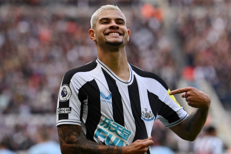 MU đau đầu chọn người thay Casemiro: Ba ứng viên hàng đầu dần "tan biến" - 2