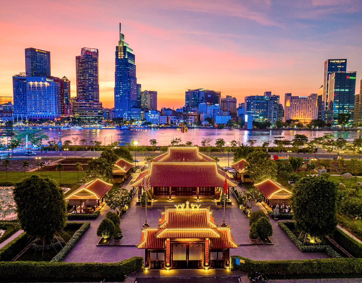 TP.HCM tăng tốc phát triển kinh tế, mở rộng không gian văn hóa và cảnh quan đô thị - 2