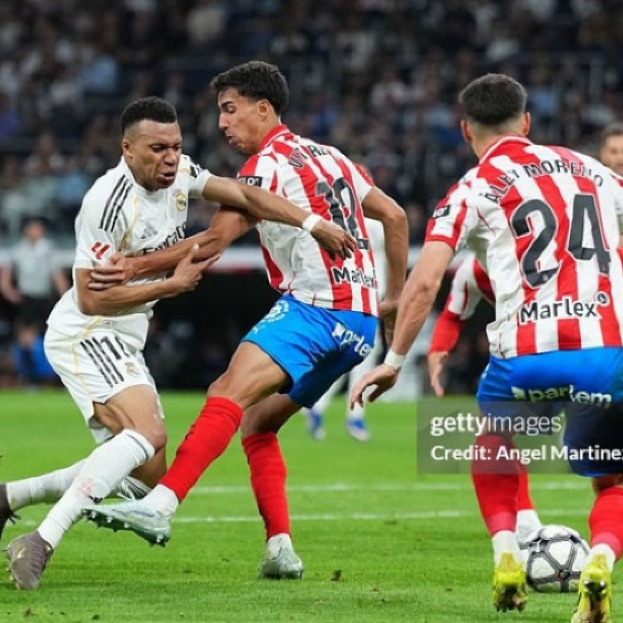  - Nóng bảng xếp hạng La Liga: Real Madrid lại sảy chân, khó mơ vượt mặt Barcelona