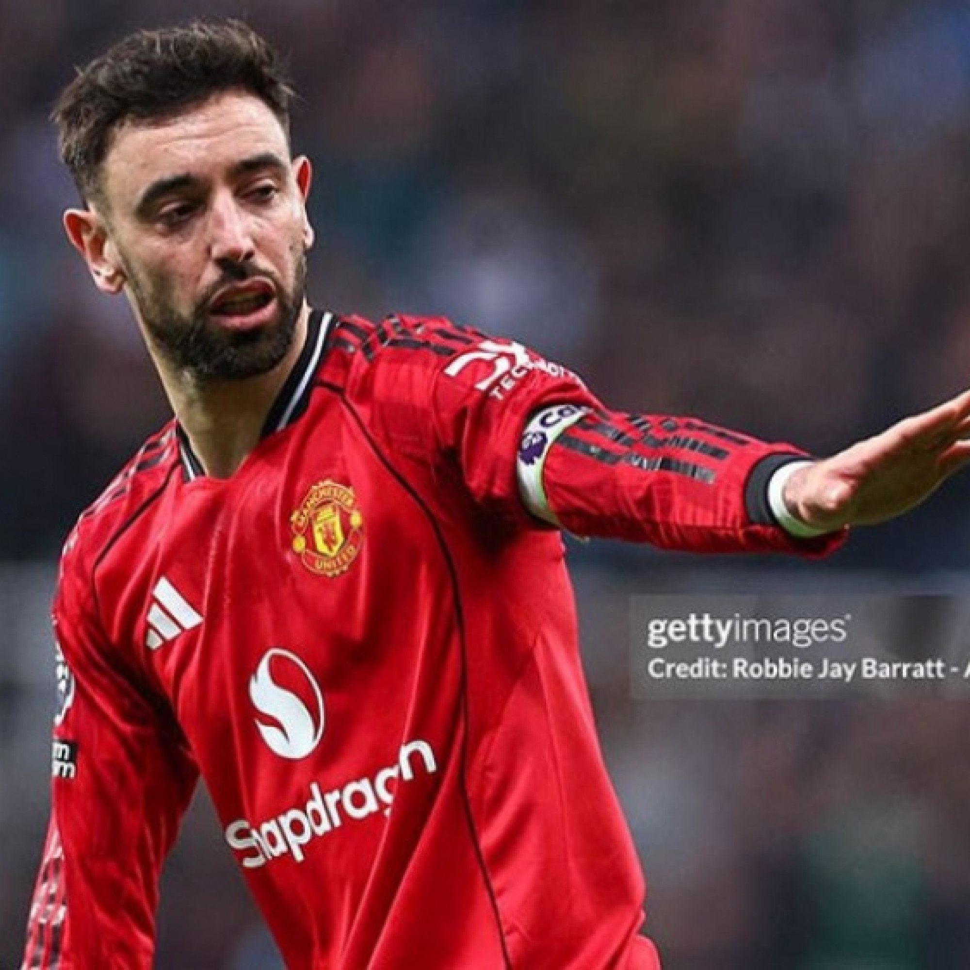  - Fernandes là linh hồn của MU, nhưng tại sao gia hạn là "tự sát"?