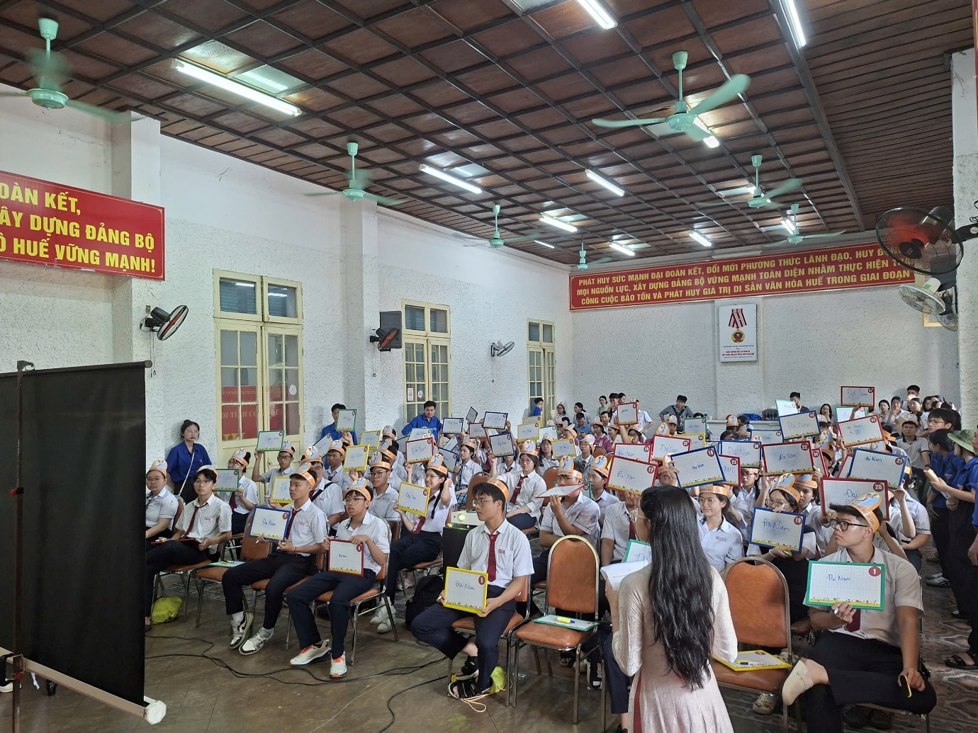 Học sinh xứ Huế hào hứng tham gia chương trình giáo dục di sản - 6