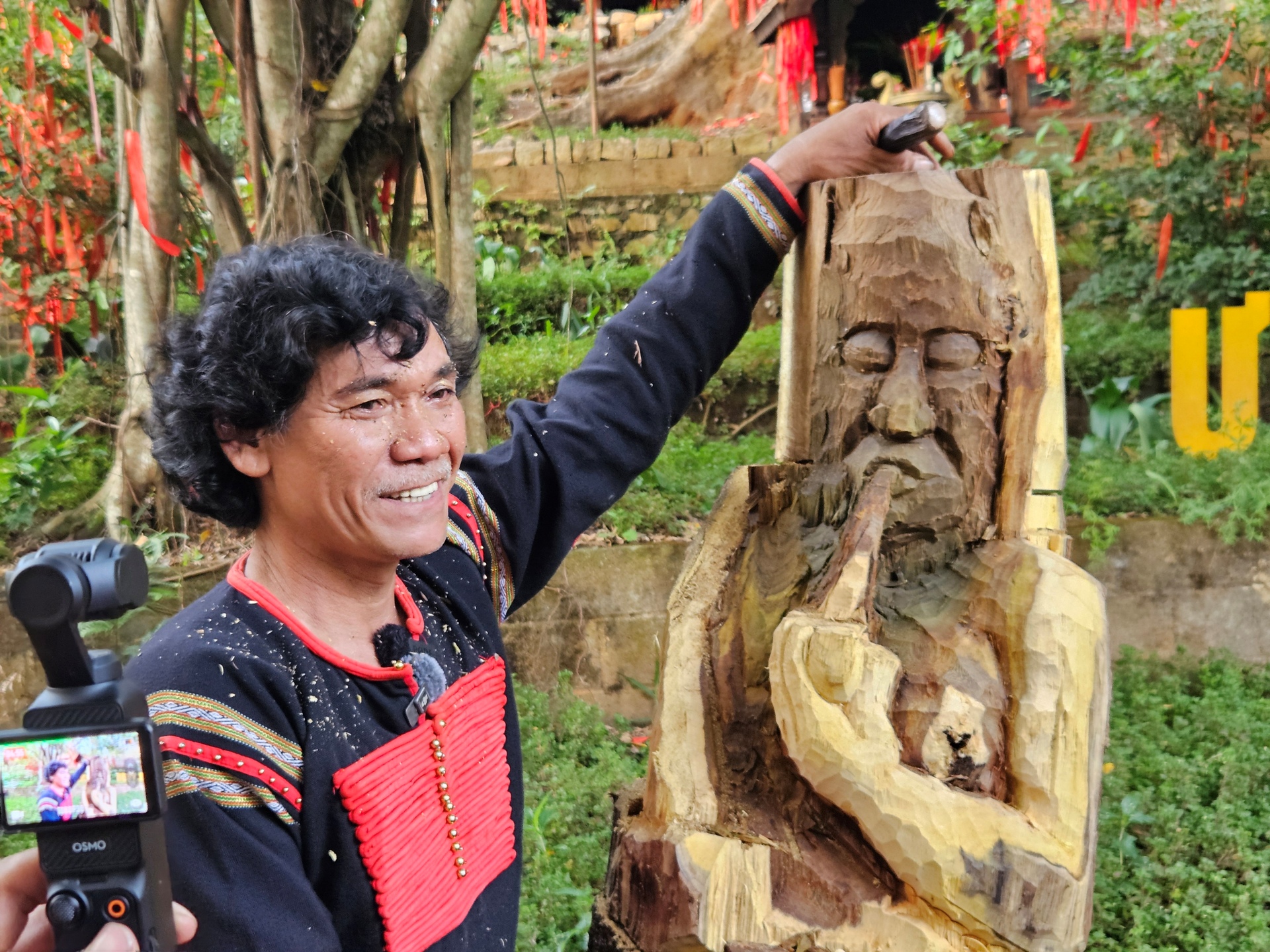 gom den va tuong nha mo: nhung manh ghep giu tron can tinh dai ngan - 8