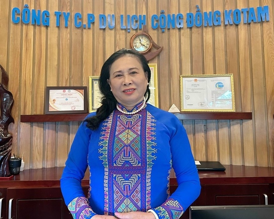 gom den va tuong nha mo: nhung manh ghep giu tron can tinh dai ngan - 19