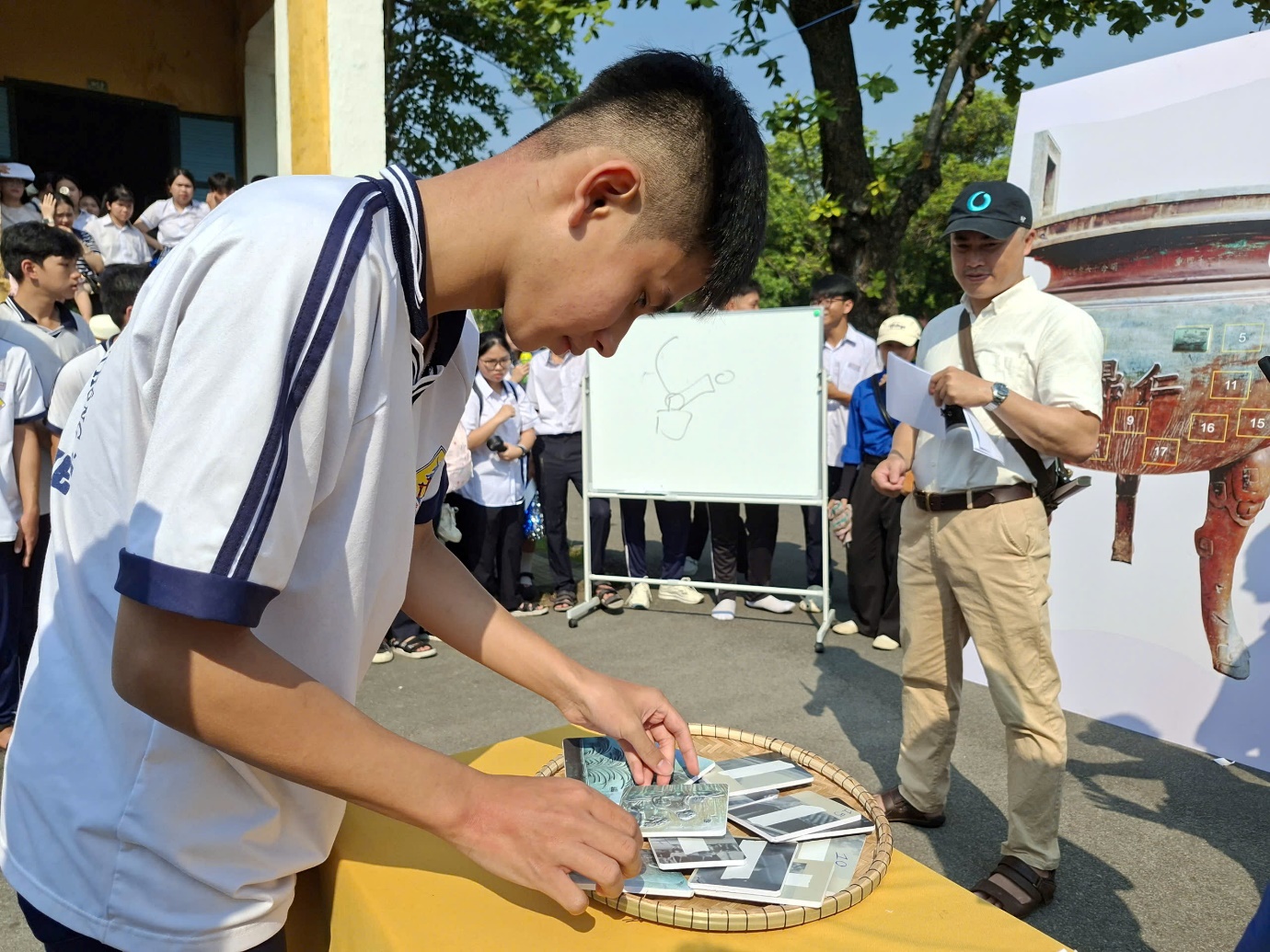 Học sinh xứ Huế hào hứng tham gia chương trình giáo dục di sản - 4