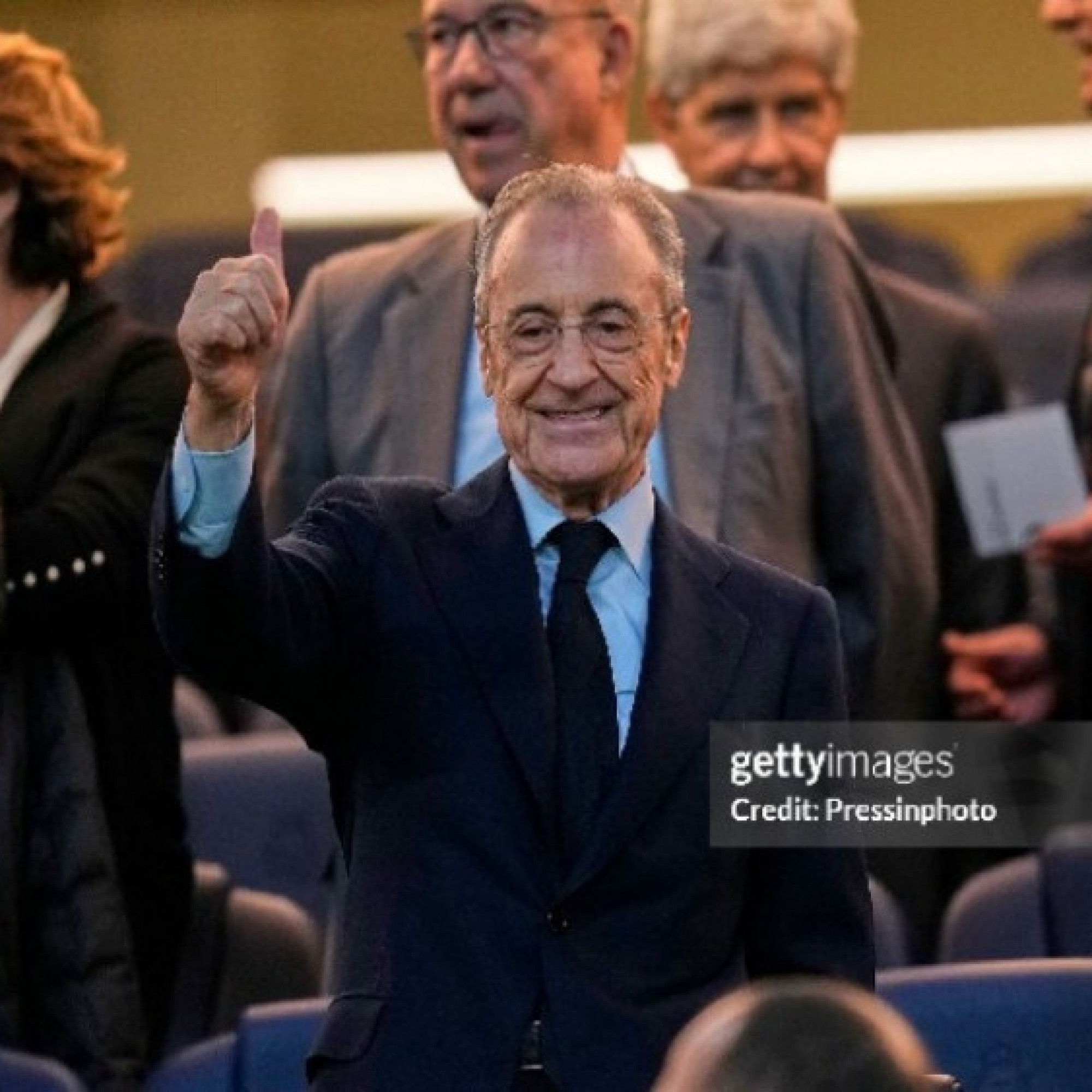  - Chủ tịch Perez cải tổ toàn diện Real Madrid, làm điều chưa từng có nhiều năm qua