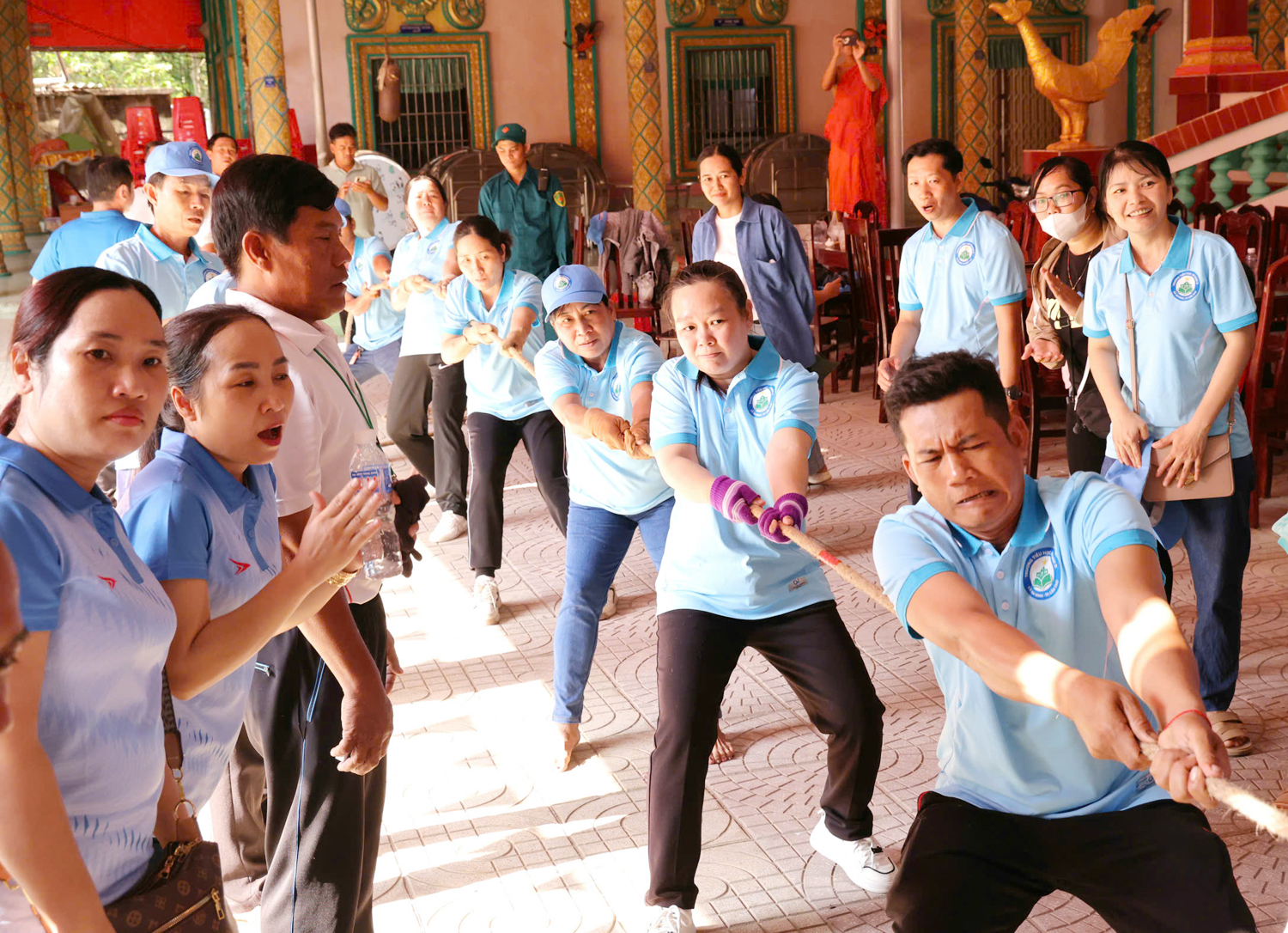 Du khách ấn tượng với Tết Quân Dân ở Cần Thơ - 5