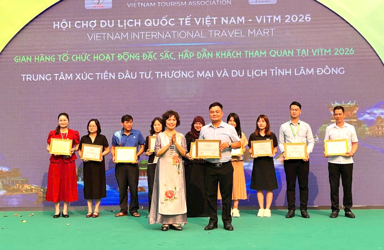 Lâm Đồng nhận 2 giải thưởng tại Hội chợ Du lịch quốc tế Việt Nam - 4