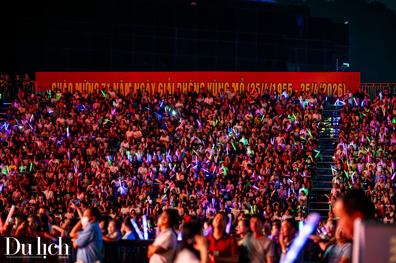 hon 50.000  nguoi chay het minh cung concert thanh am ky nguyen moi - 1