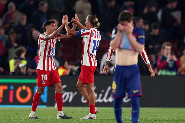 Barcelona tái đấu Atletico: Lịch sử ngược dòng đáng lo, thống kê thê thảm - 1