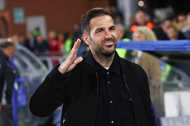 Arsenal tìm HLV mới nếu đuổi Arteta, Fabregas có thể trở lại - 2