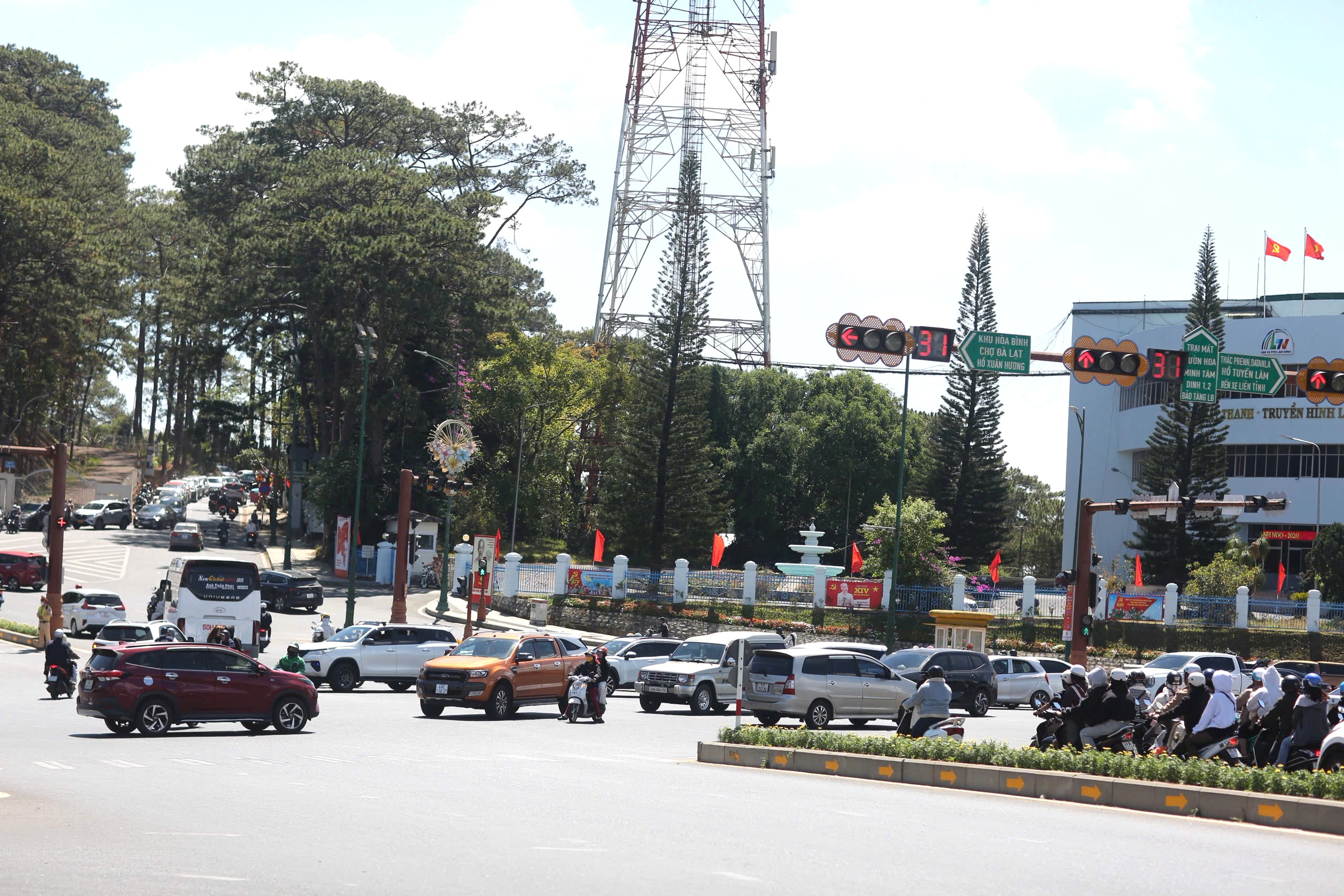 Đà Lạt lắp đặt hệ thống điều khiển giao thông thông minh - 3