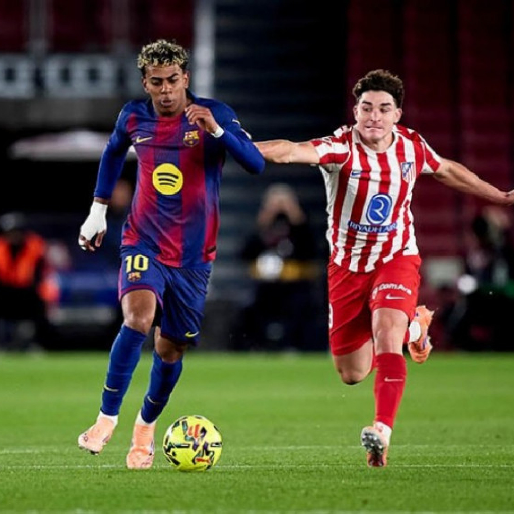 - Trực tiếp bóng đá Atletico Madrid - Barcelona: Yamal đá chính (Cúp C1)