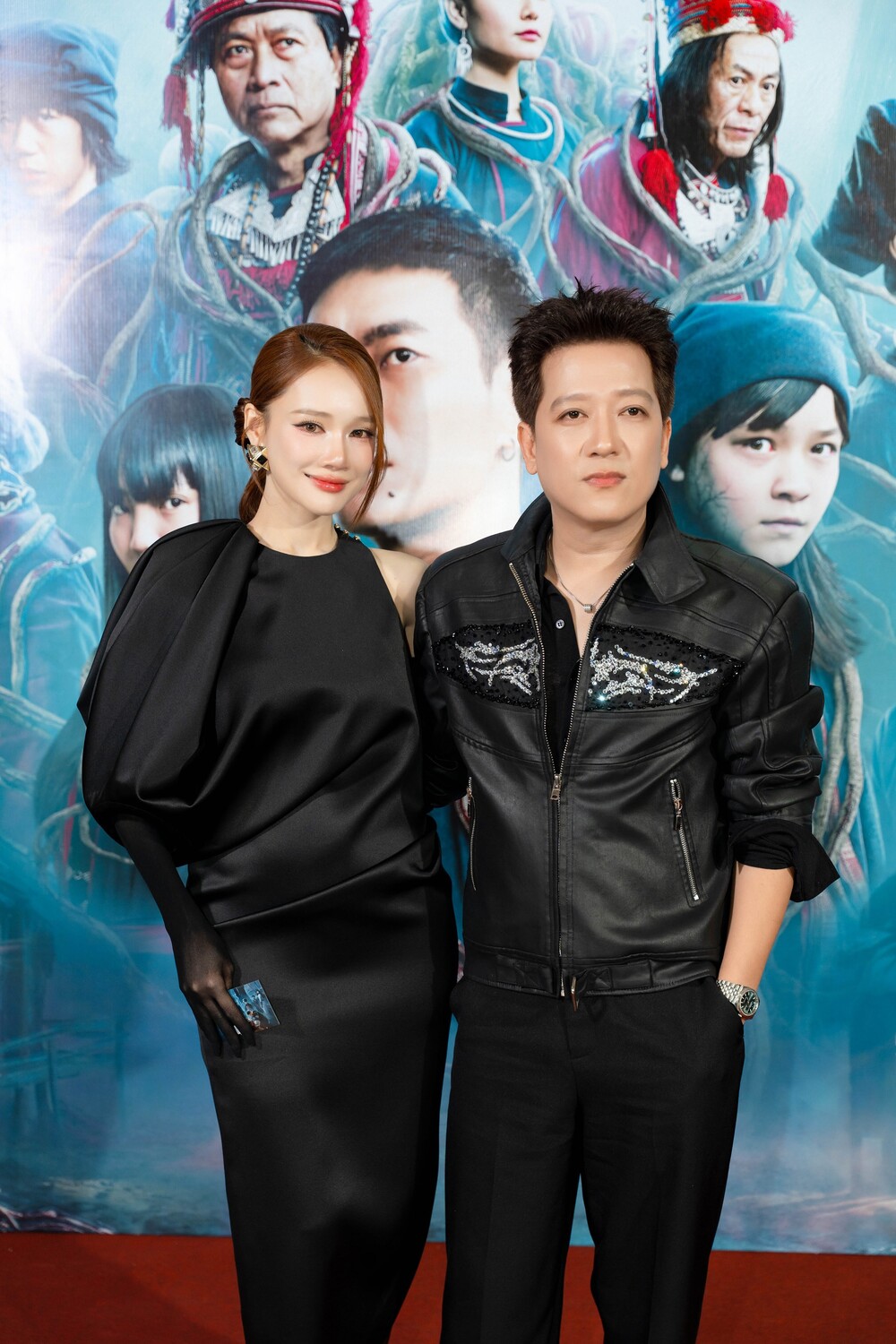 Trường Giang, HIEUTHUHAI, Ngô Kiến Huy, Thiên Ân, Kỳ Duyên, Phương Anh Đào, Tuấn Trần,… đổ bộ thảm đỏ phim Phí Phông - 1