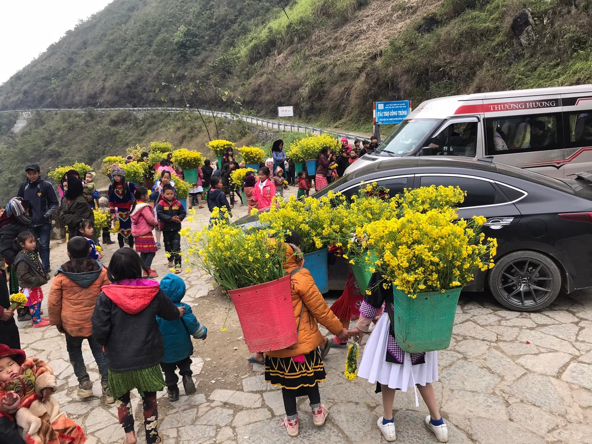 Giữ hình ảnh điểm đến hay giữ sinh kế, bài toán từ dốc Thẩm Mã - 1