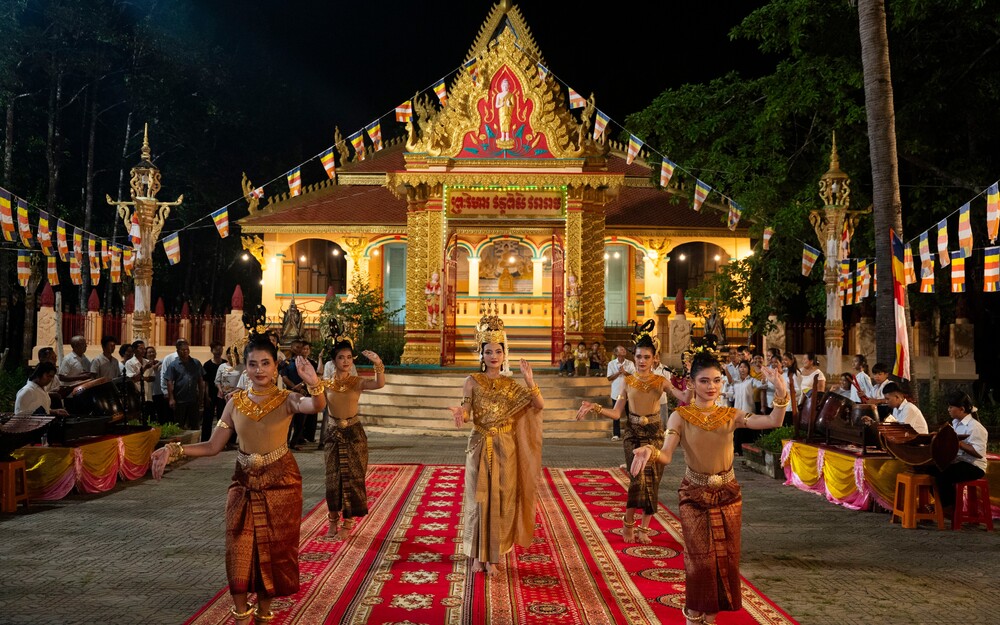 “Heo 5 móng”: Từ truyền thuyết dân gian đến câu chuyện điện ảnh đậm màu sắc văn hóa bản địa - 1