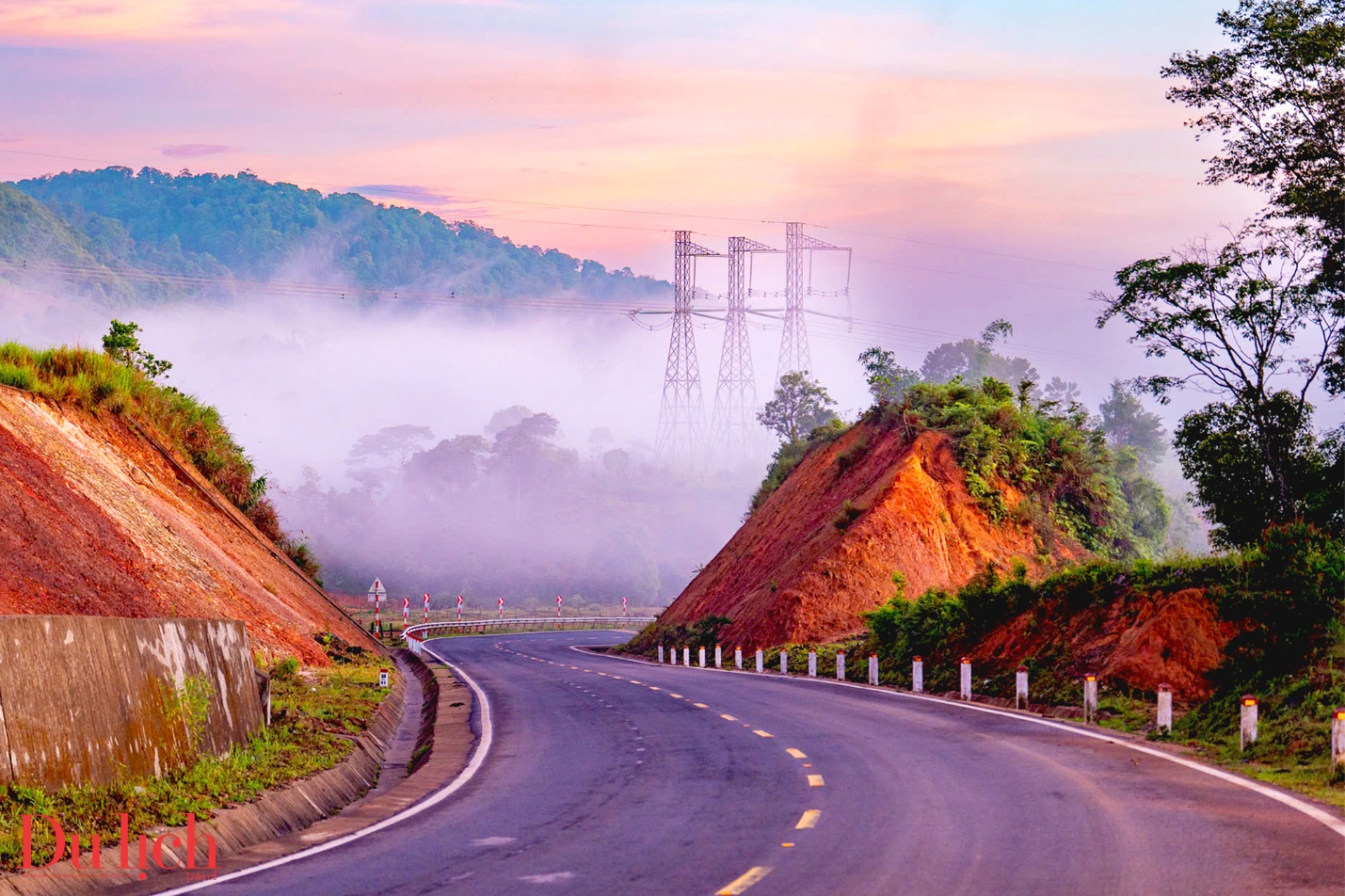 kon plong bao ve rung gan voi bao ton van hoa de phat trien du lich - 2