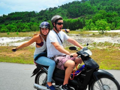  - Lâm Đồng chấn chỉnh hoạt động cho thuê xe mô tô đối với người nước ngoài