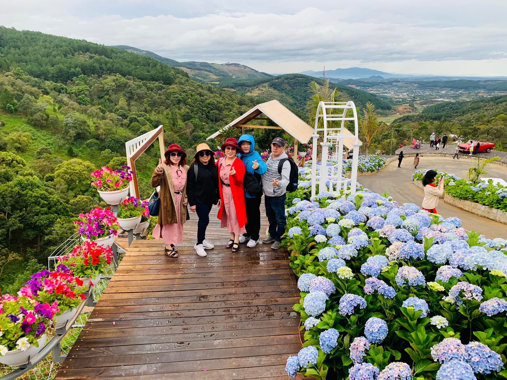 Lâm Đồng tổ chức loạt sự kiện hấp dẫn phục vụ du khách dịp hè - 2