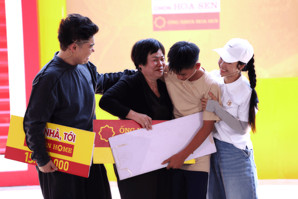 Đại Nghĩa, Nguyễn Đình Vũ xúc động trước người phụ nữ hơn 10 năm cưu mang con trai hàng xóm - 7