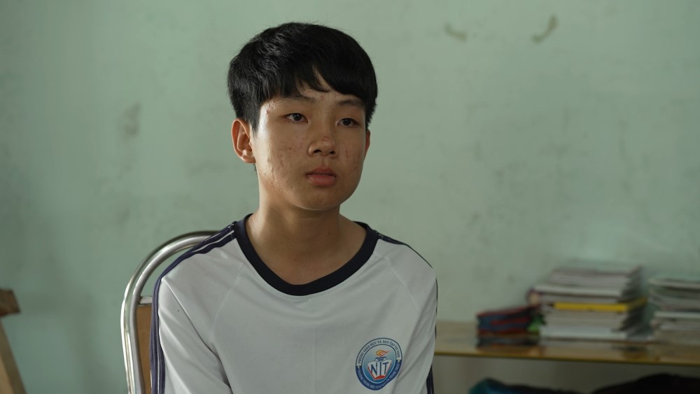 Đại Nghĩa, Nguyễn Đình Vũ, Phương Anh Bolero nghẹn ngào trước cậu bé 13 tuổi nương tựa ông bà cố lớn tuổi - 2