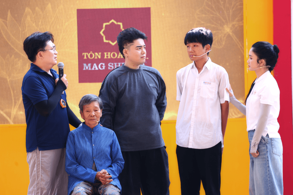 Đại Nghĩa, Nguyễn Đình Vũ, Phương Anh Bolero nghẹn ngào trước cậu bé 13 tuổi nương tựa ông bà cố lớn tuổi - 4