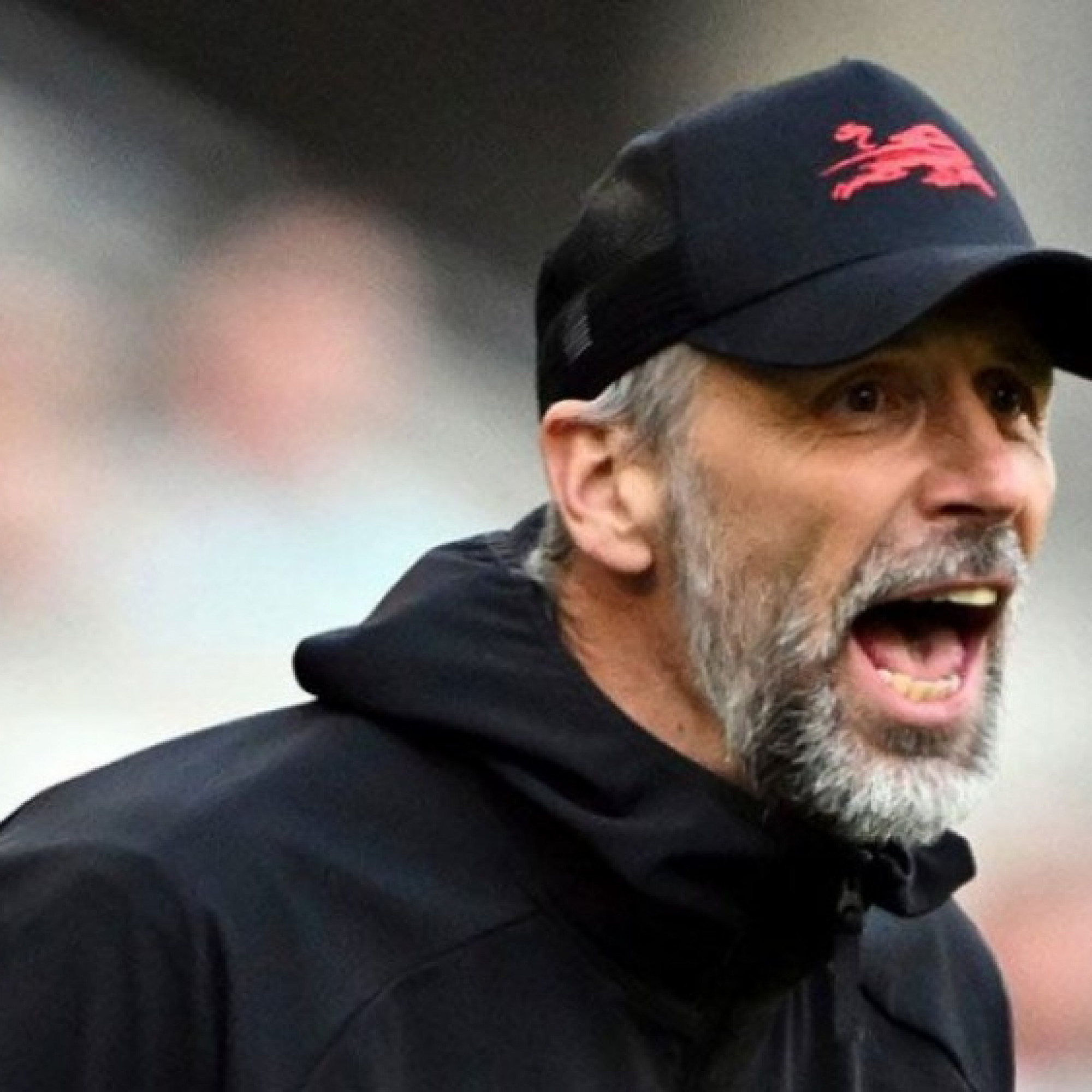  - Tin mới nhất bóng đá sáng 18/4: Lộ diện tân HLV trưởng của Bournemouth