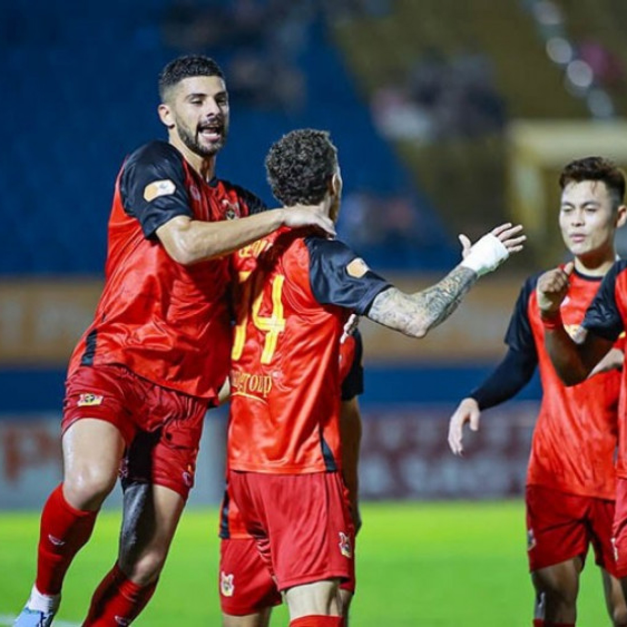  - Video bóng đá Ninh Bình - PVF-CAND: 2 siêu phẩm trong 4 phút (V-League)