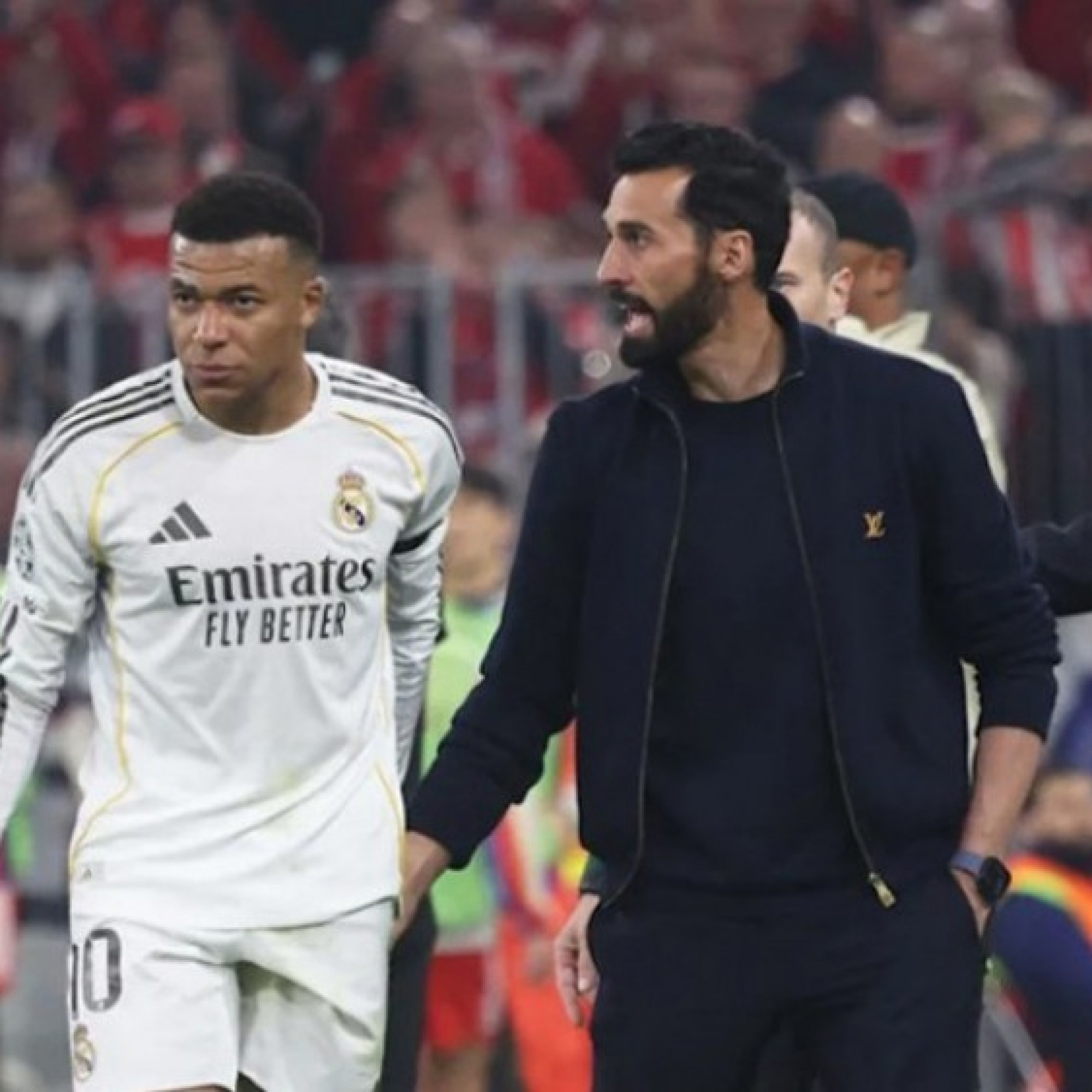 Real Madrid chốt thay Arbeloa, lộ diện 2 ứng viên thay thế