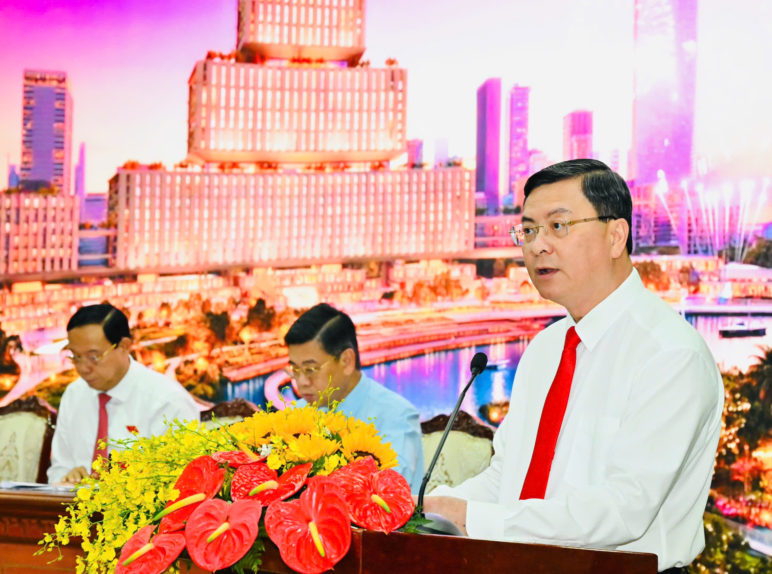 Trung tâm Hành chính mới của TPHCM đáp ứng nhu cầu làm việc cho khoảng 8.000 cán bộ - 2