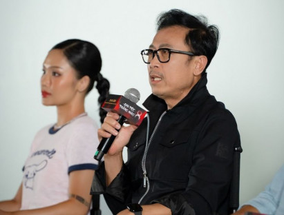  - Danh hài Vân Sơn di chuyển gần 40 tiếng về Việt Nam, dự ra mắt ‘Đại tiệc trăng máu 8’