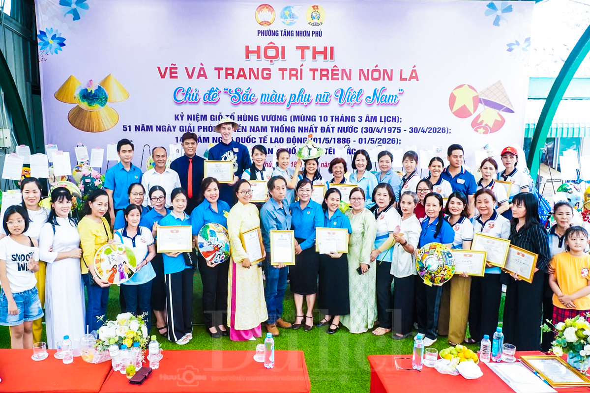 Check-in Đường sách Thủ Đức: Điểm hẹn văn hóa rực rỡ sắc màu ngày khai mạc - 1