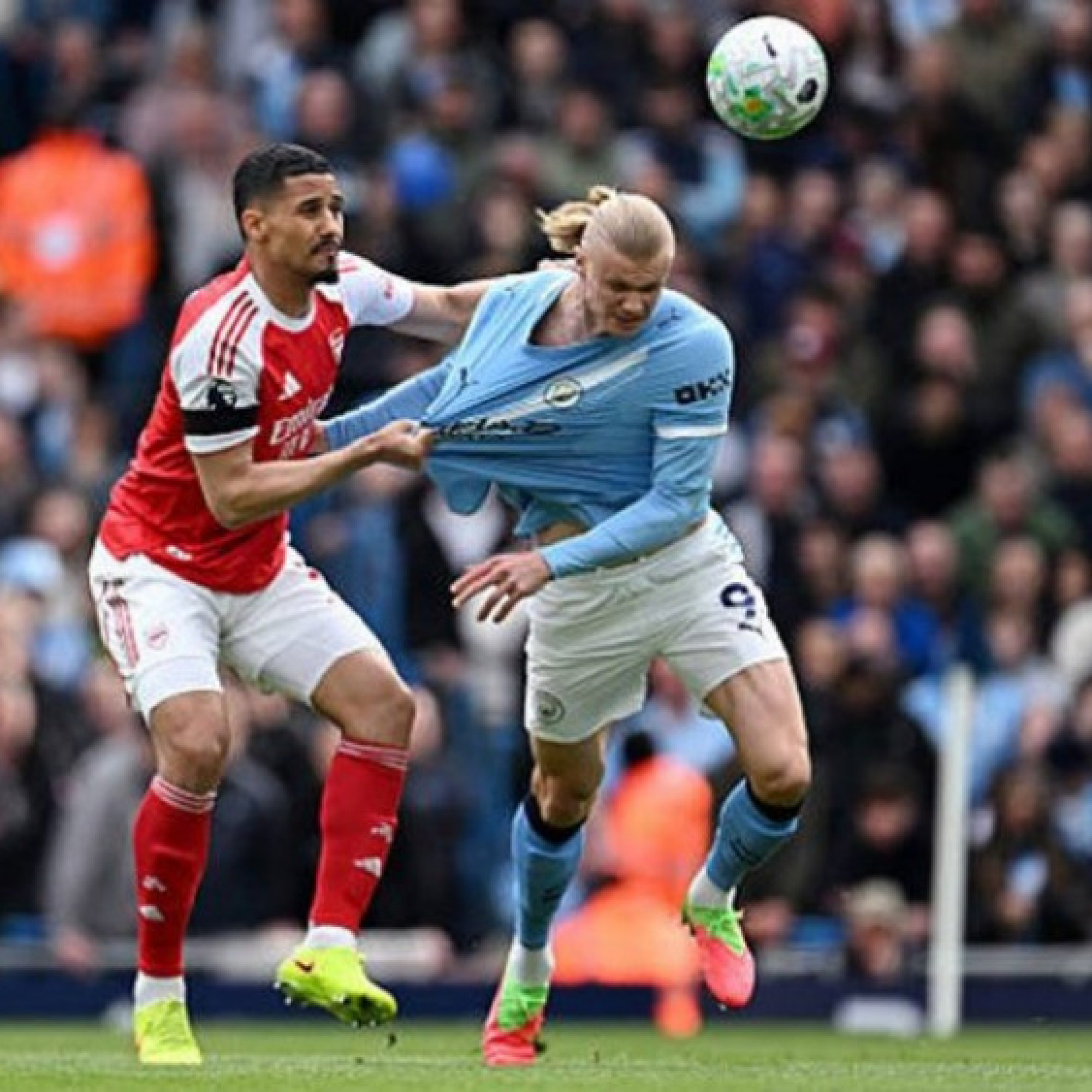  - Video bóng đá Man City - Arsenal: 90 phút nghẹt thở, dấu ấn siêu sao (Ngoại hạng Anh)