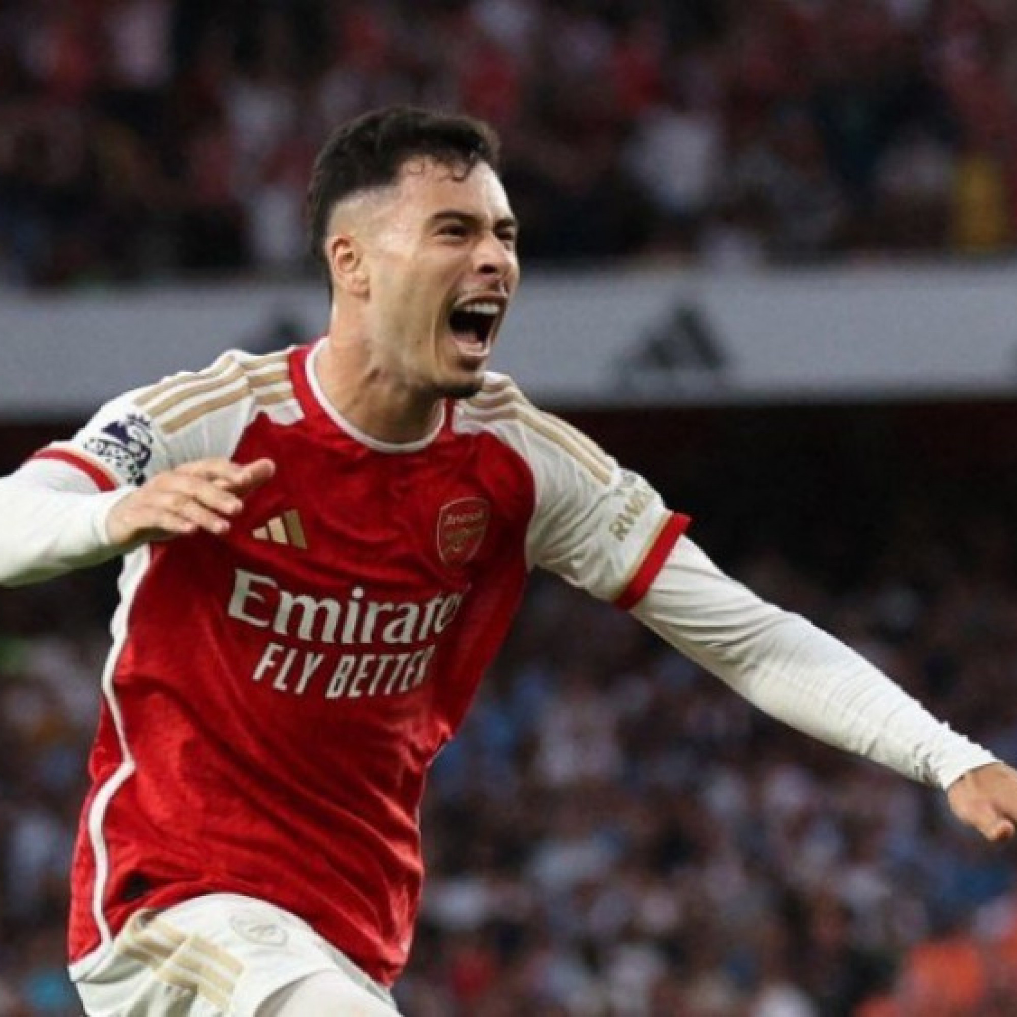  - Tin mới nhất bóng đá sáng 20/4: PSG bất ngờ muốn chiêu mộ Martinelli