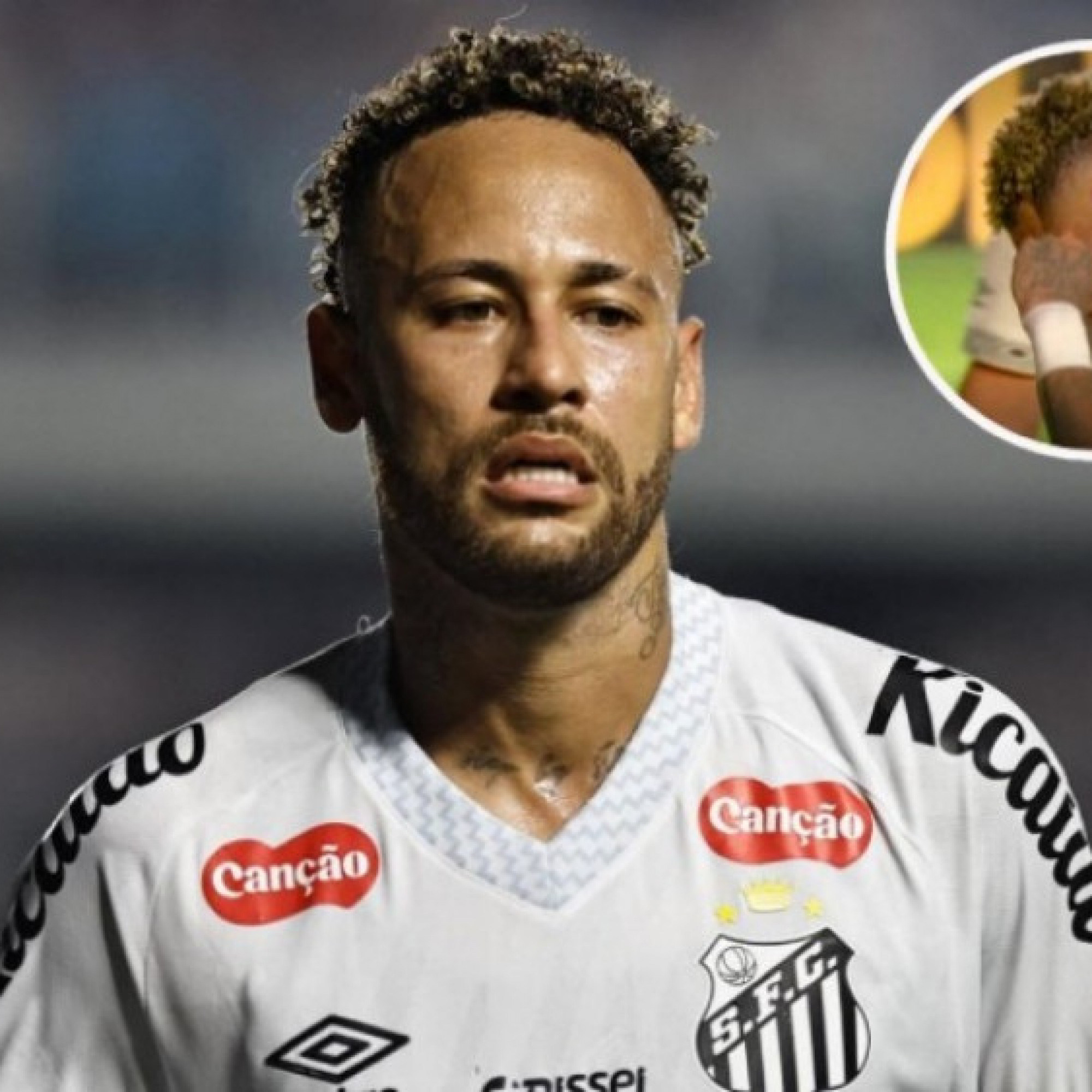  - Neymar hứng "bão" chỉ trích từ CĐV Santos, bịt tai trốn vào đường hầm